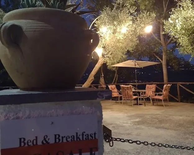 Bed & Breakfast Il Casale Soffio Di Terra 3*