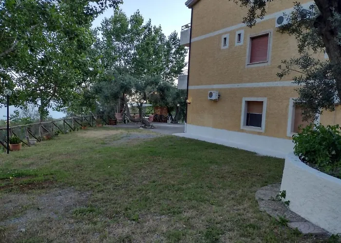 Bed & Breakfast Il Casale Soffio Di Terra 3*